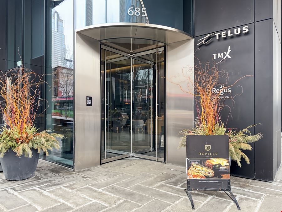 Regus - Calgary - Telus Sky