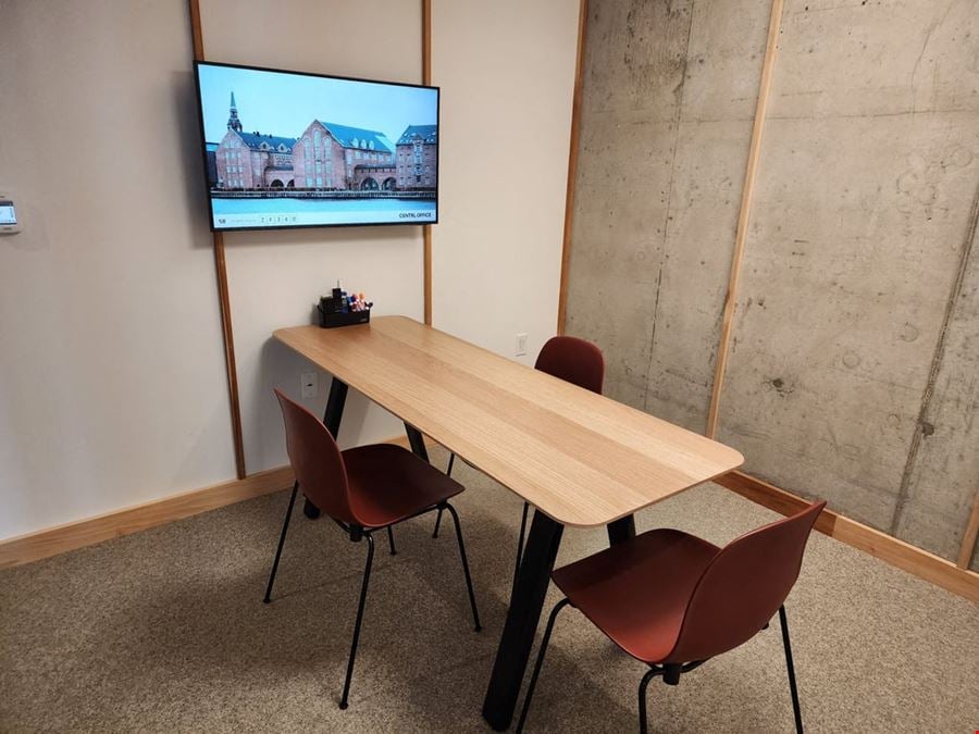 5B - Huddle Room