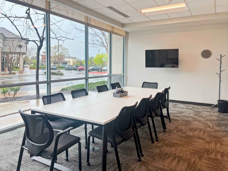 CA, Fresno - E River Park Circle