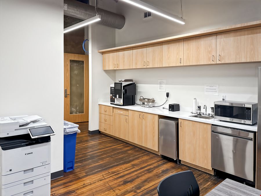 Spaces - Memphis - S Main Street