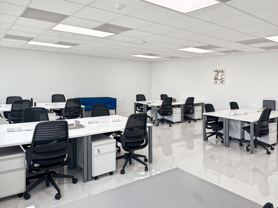 Regus - Doral - 107th Ave