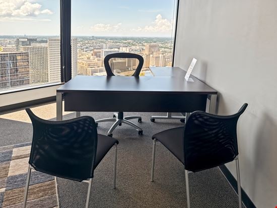 LA, New Orleans - Energy Centre Building