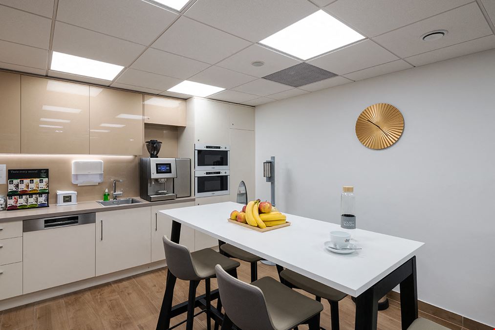 House Of Business - Budapest, MOM Park