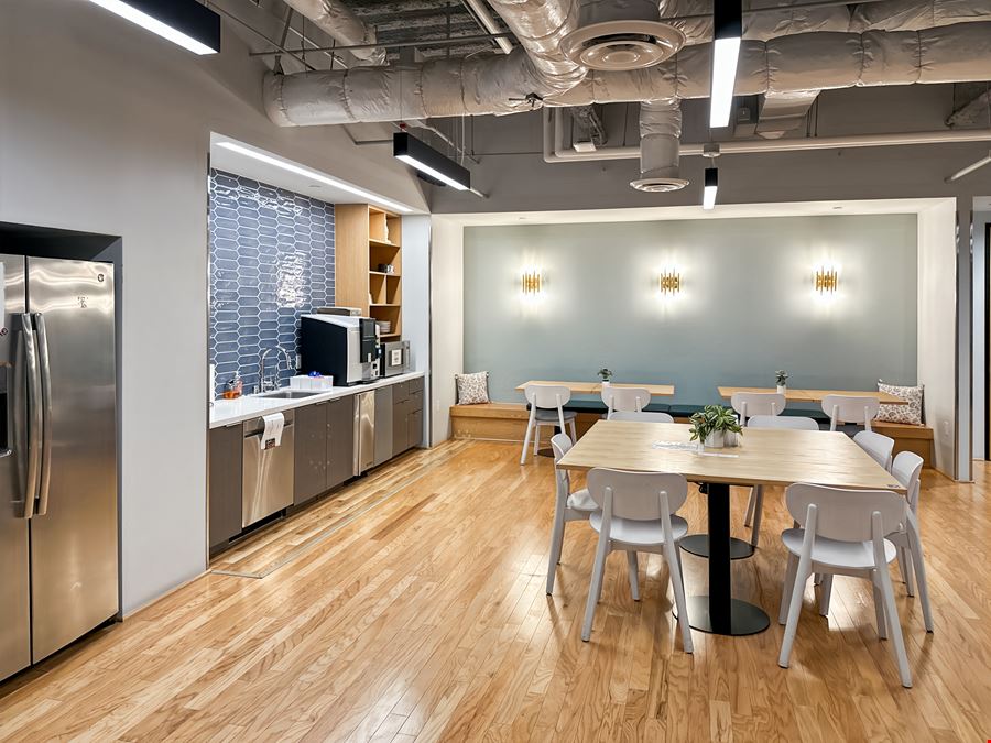 Costa Mesa - Spaces The MET