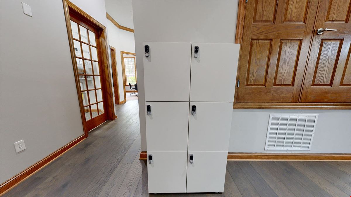 Apt CoWork at Cottonwood Ridgeview