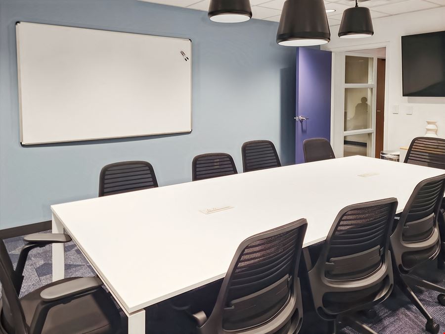 AL, Mobile - Montlimar Dr