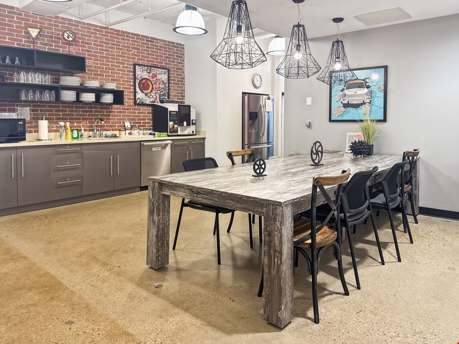 MB, Winnipeg - St. Mary