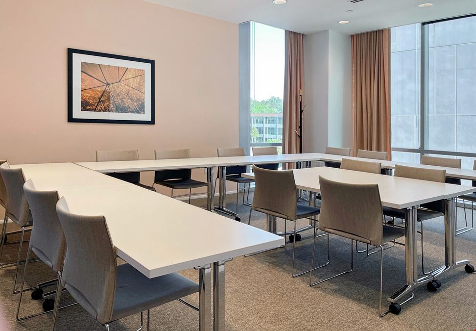 NC, Raleigh - Spaces Crabtree Terrace