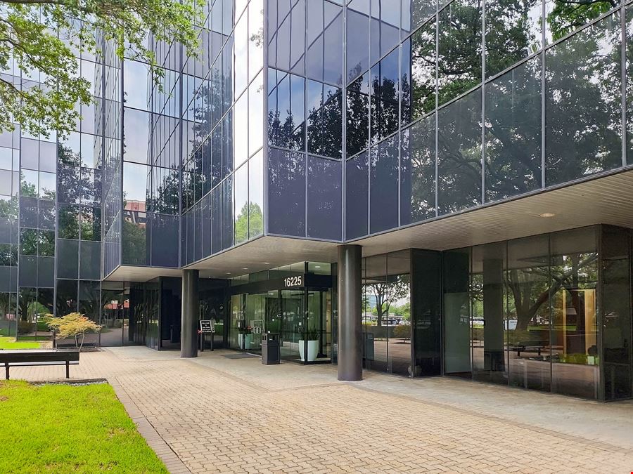 TX, Houston - Park Ten Place