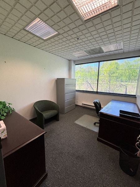 Preview of 790 Frontage Road Coworking space for Rent in Northfield