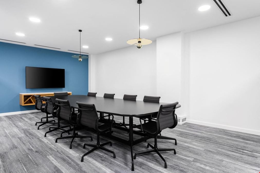Signature - Mayfair - Berkeley Square