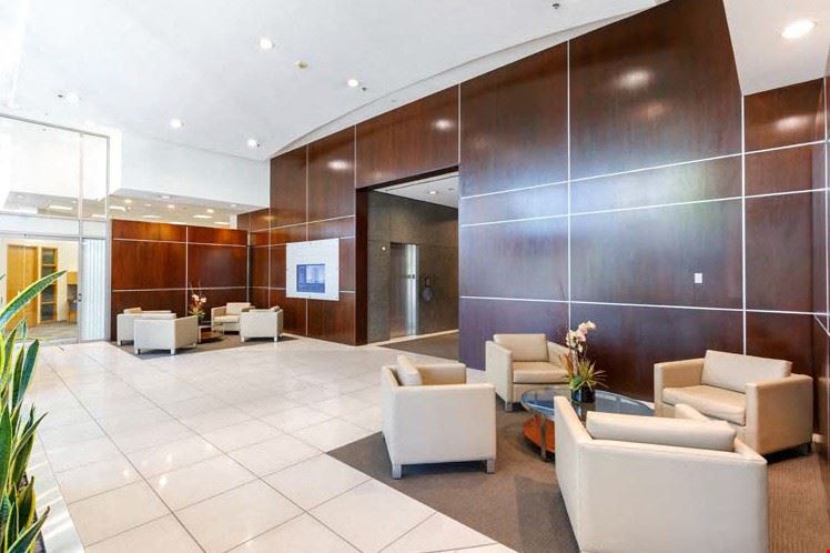 Wilshire Bundy Plaza