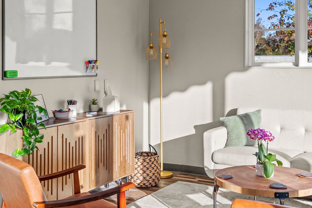 Modern Cowork Toccoa