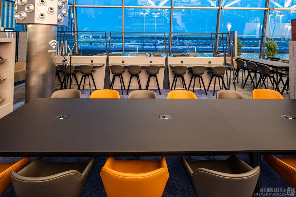 Airport Lounge Hamburg Airport Airport Plaza