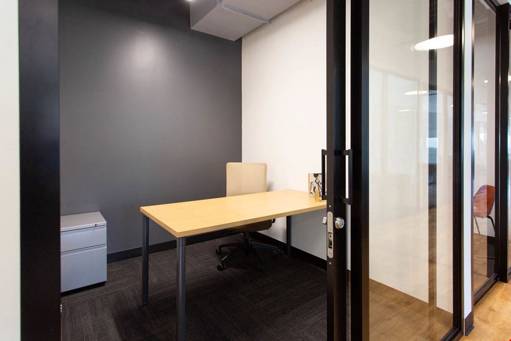 Venture X - Marlborough Apex Center