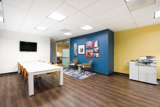 Preview of Park Ridge Plaza Office space for Rent in Park Ridge