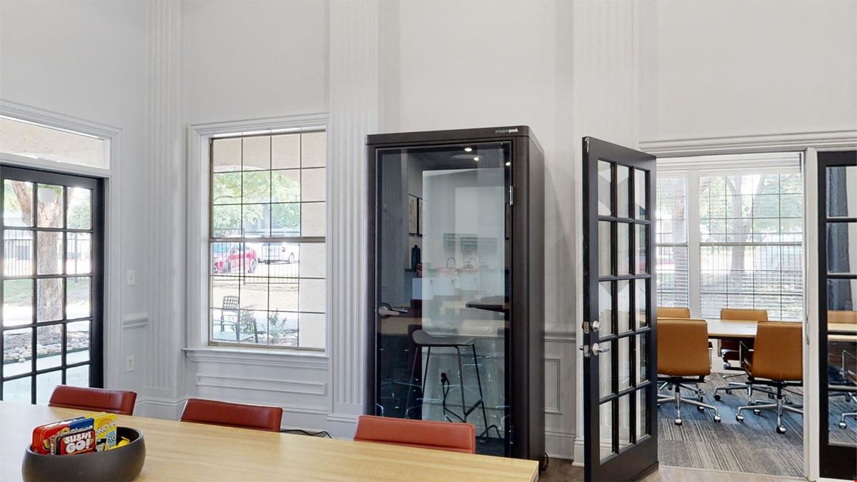 Apt CoWork at Stonebriar of Frisco