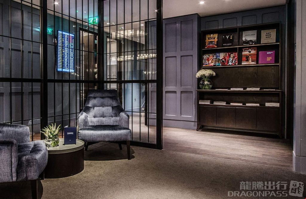 Clubrooms (Additional Charges Apply) Gatwick Airport South Terminal