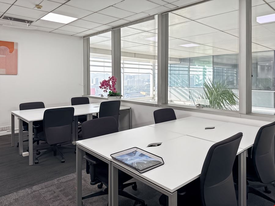 Regus - Shelton - 1 Waterview Dr