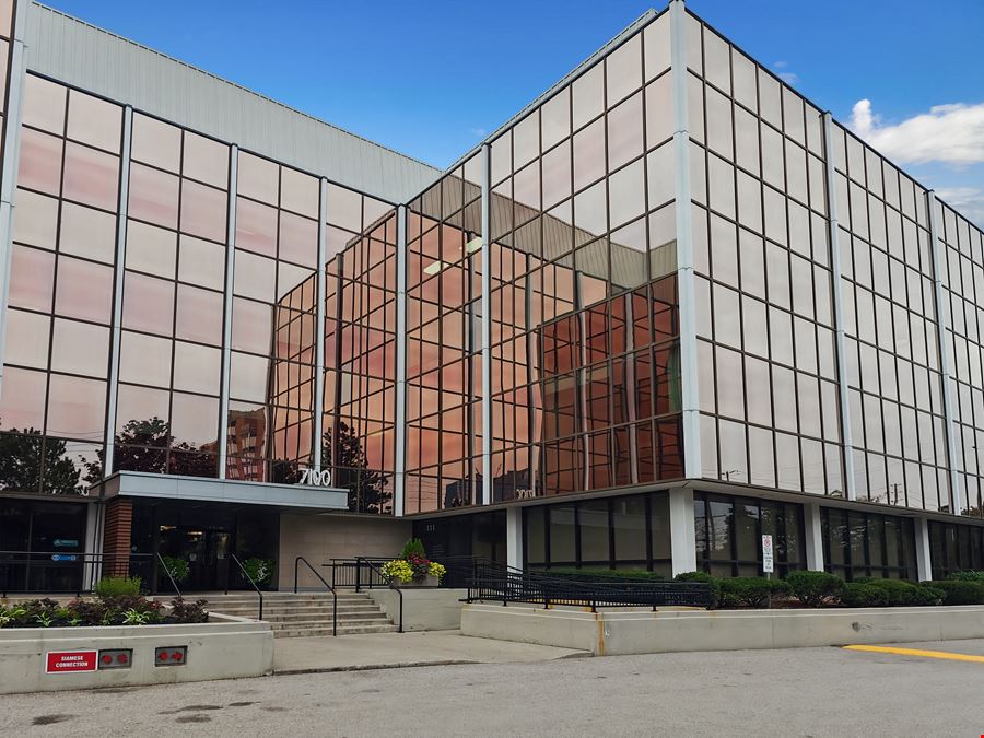 ON, Markham - Woodbine Ave