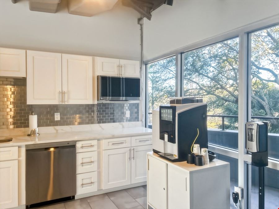 Regus - Neptune Beach - Marsh Point Rd