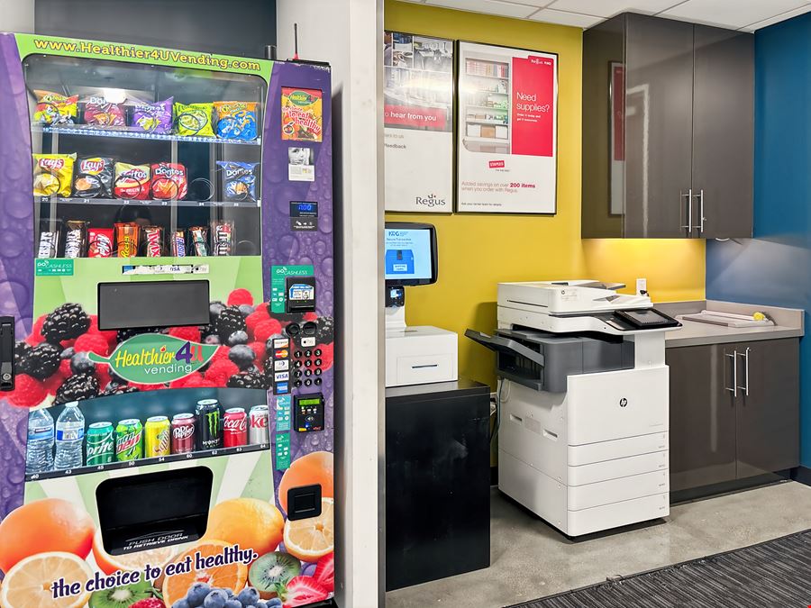 CA, North Hollywood - Lankershim Plaza