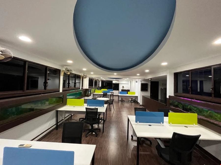 Pulsebay - Coworking - White Town