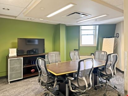 Preview of Regus - Ottawa – Fairmont Chateau Laurier Office space for Rent in Ottawa