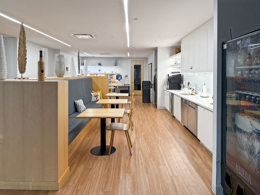 Regus - Philadelphia - One Liberty Place