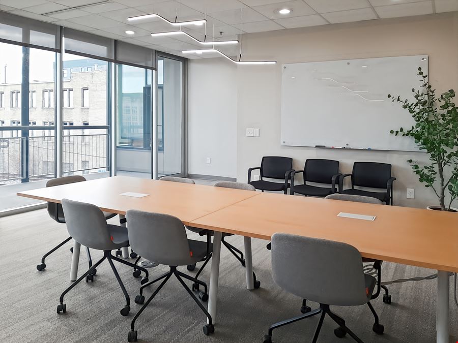 WI, Milwaukee - S 1st Street