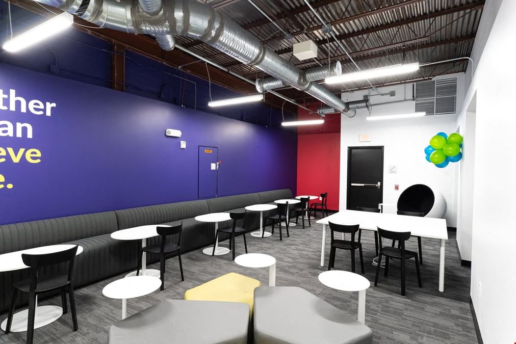 Elevator Co-Warehousing + Community - Elevator Co-Warehousing Des Moines