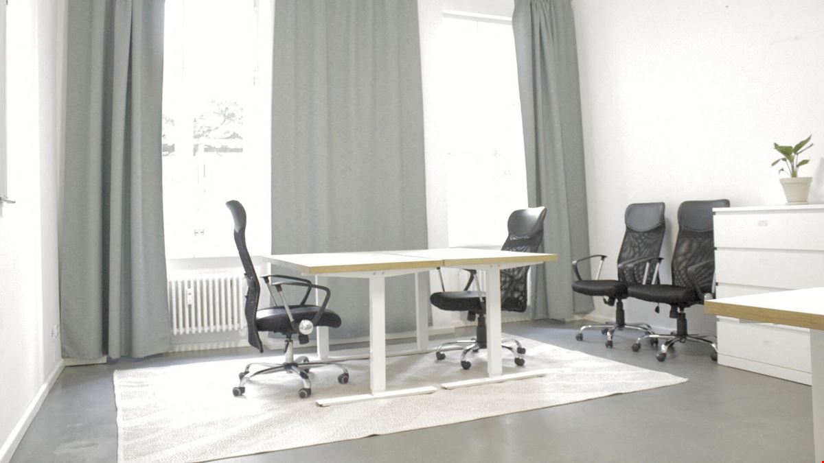 THE GATE BERLIN - Schroeder 11