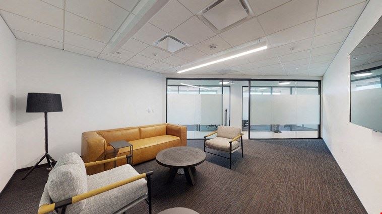 Large Lounge