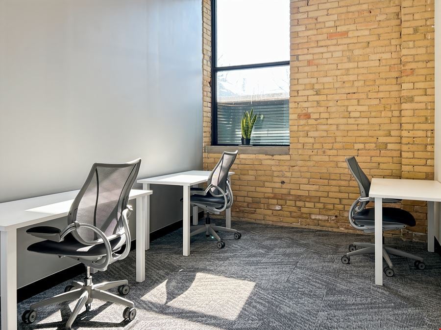 ON, Toronto - Powerhouse St