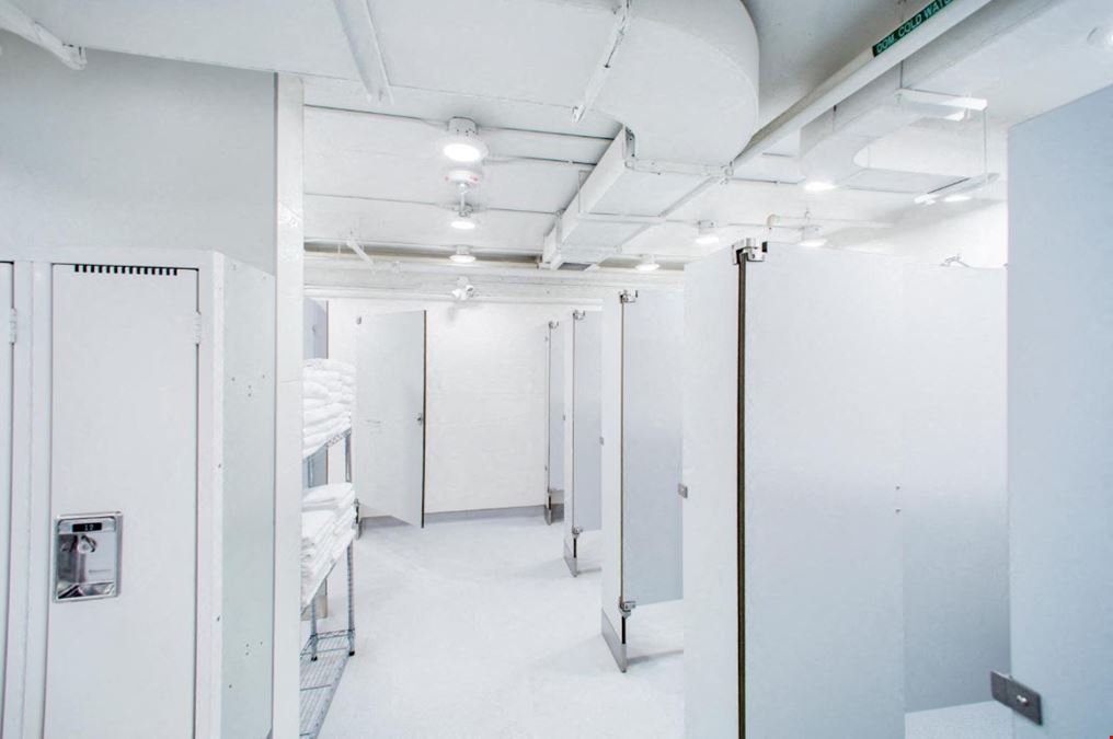 the square @ Bow Valley Square