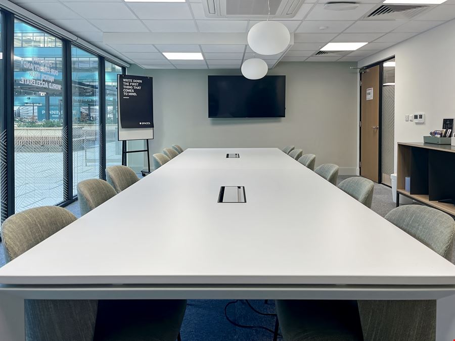 Sheffield, Spaces Pennine 5