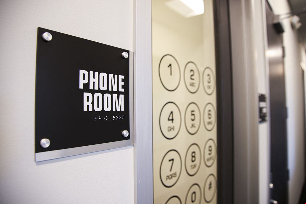 Link on Commerce Drive