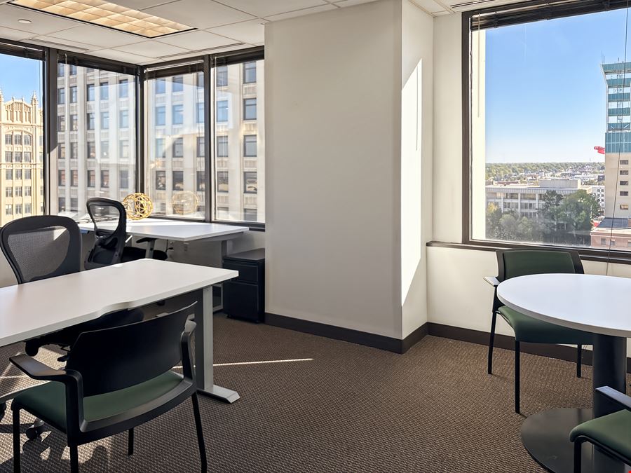 Regus - U.S Bank Building