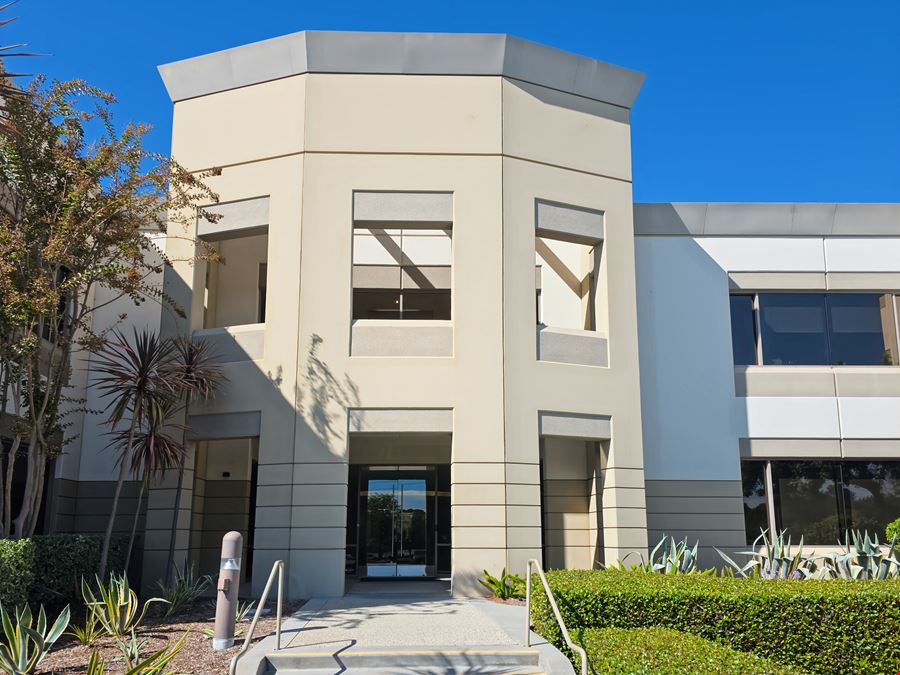 CA, Westlake Village - Russell Ranch Parkway