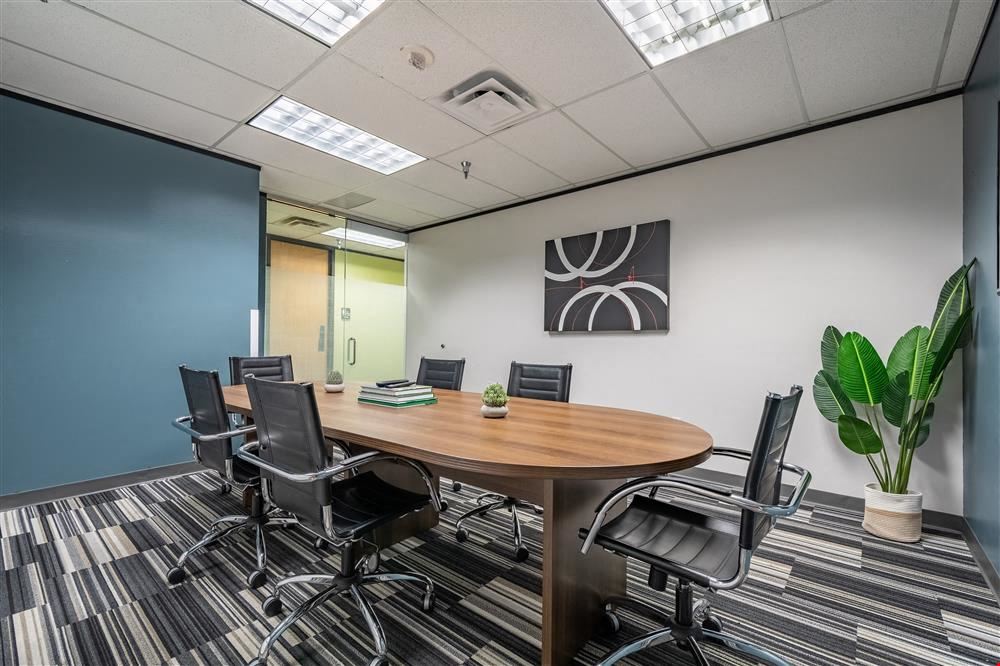 8330-8360 Lyndon B Johnson Fwy