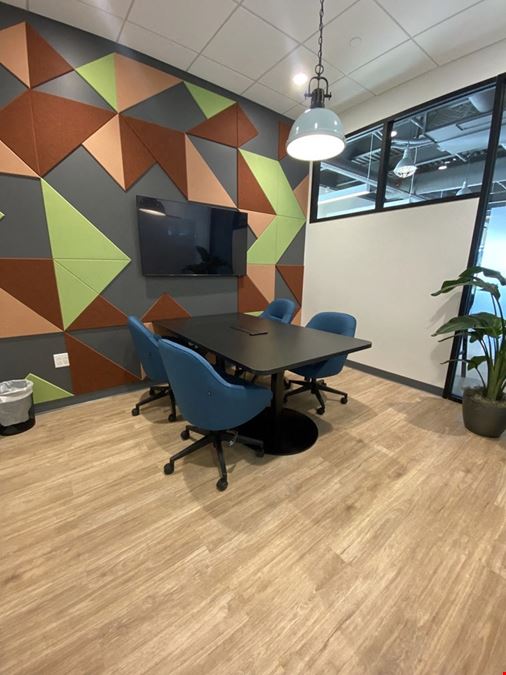 Huddle Room