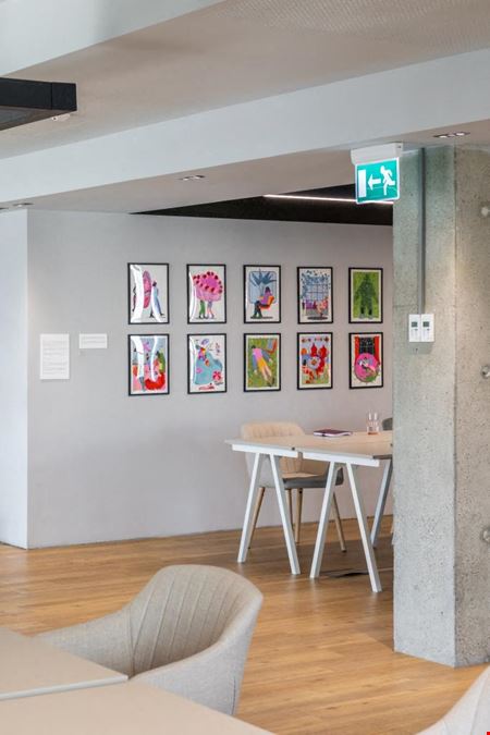 V7 Startup Studio - Athenaeum - Bucharest