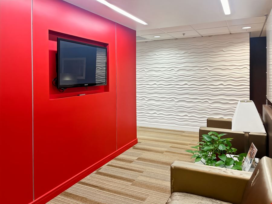 Regus - Nashua – One Tara Boulevard