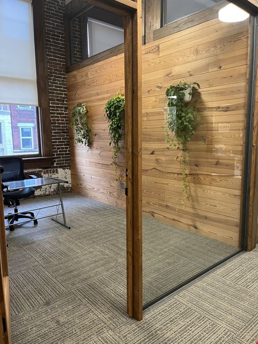 Private Office 202