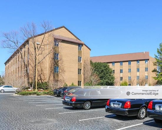 Preview of Crowne Office Suites Windy Hill/ Marietta Office space for Rent in Marietta