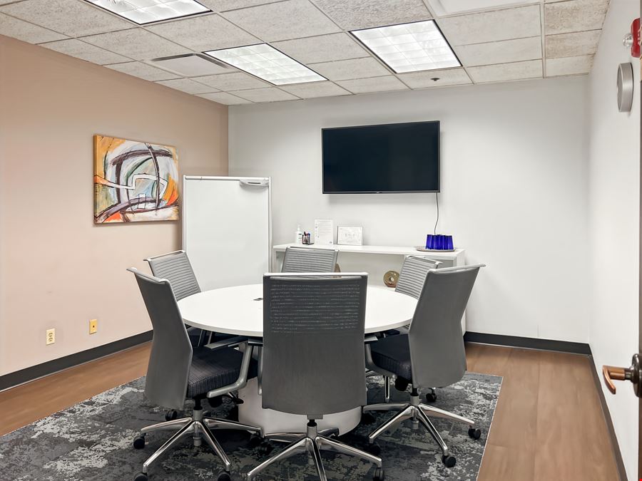 HQ - One Northbrook Place