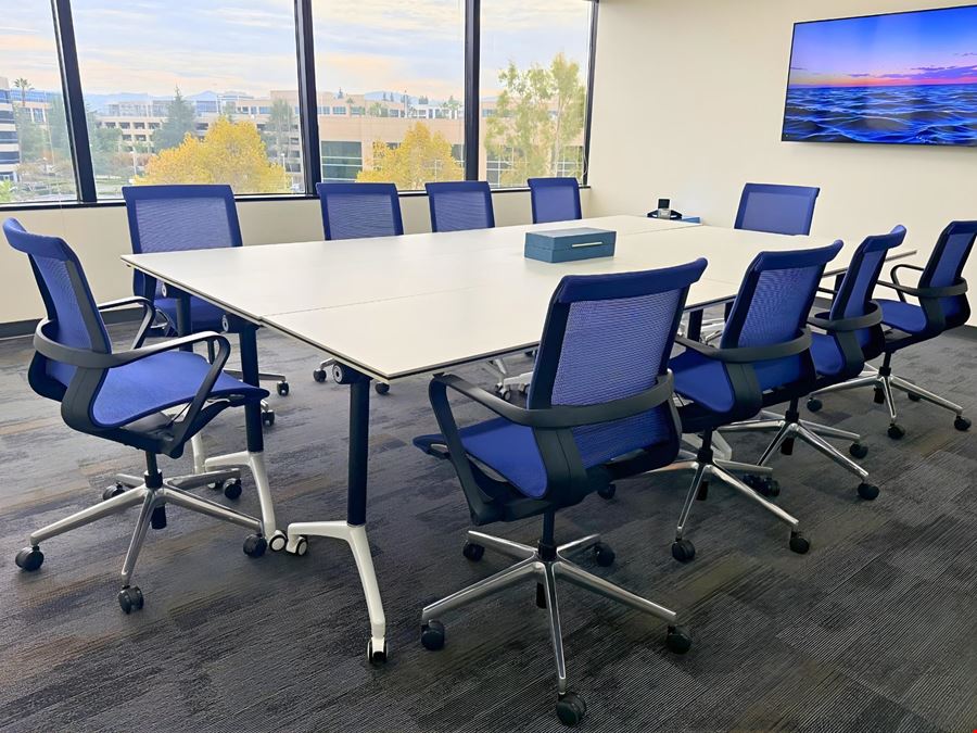 Warner Center Executive Suites