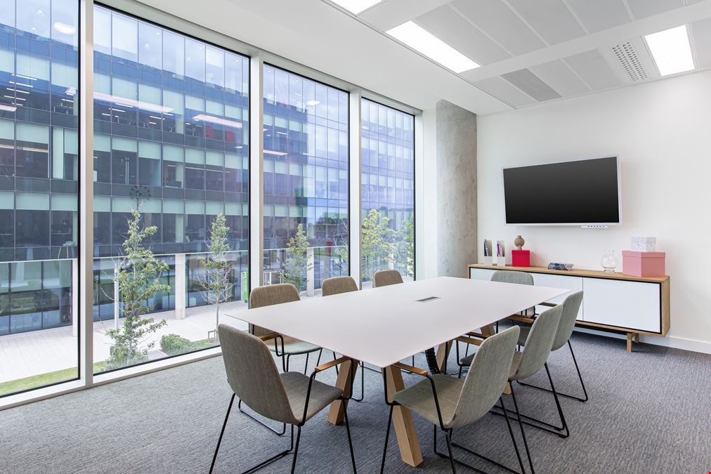 Dublin, Spaces Airport Central