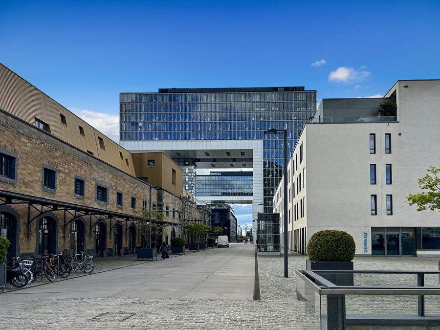 Regus - Kranhaus 1