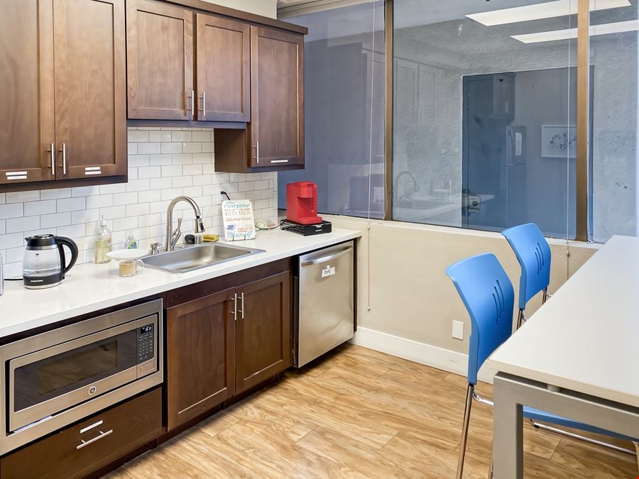 Regus - Citrus Heights - Kingswood Drive